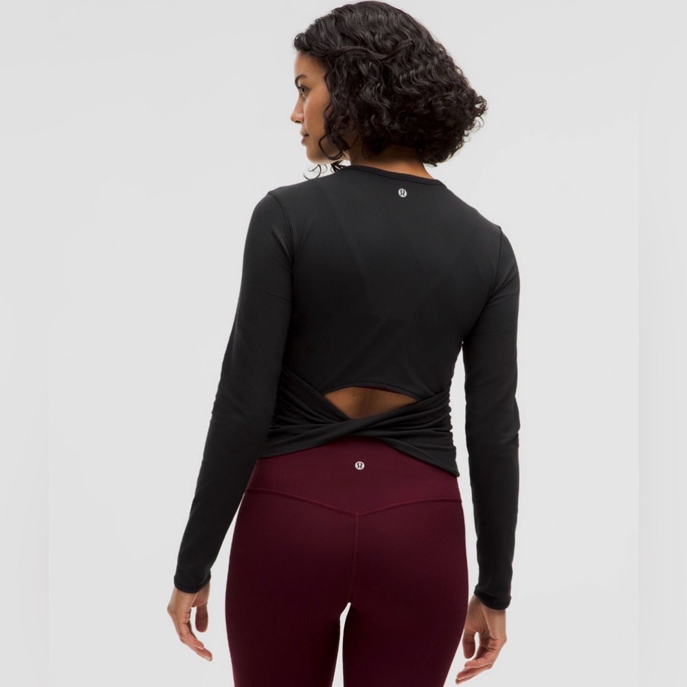 Lululemon Black Long Sleeve Twist Back Top sz 10